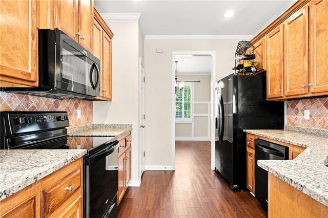 408 Eaglewood Way, Canton, GA 30115