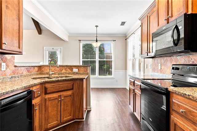 408 Eaglewood Way, Canton, GA 30115