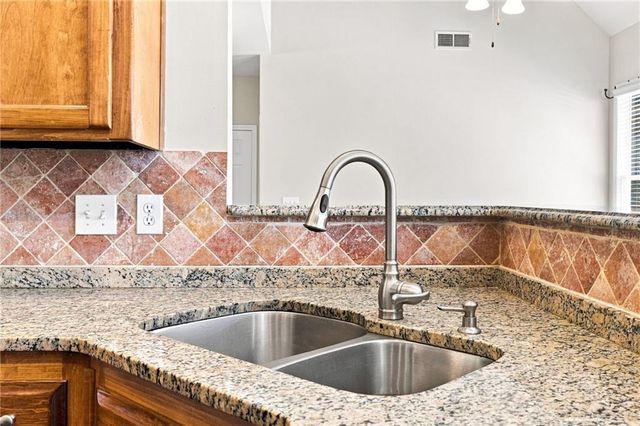 408 Eaglewood Way, Canton, GA 30115
