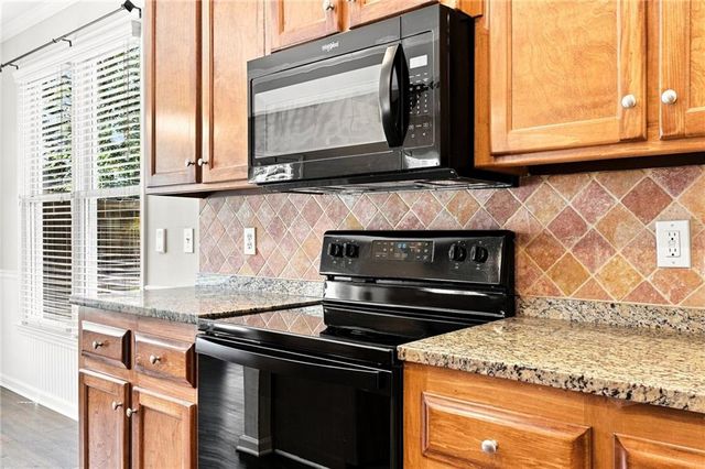 408 Eaglewood Way, Canton, GA 30115