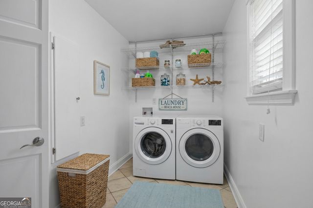 1804 E Henry Street, Savannah, GA 31404