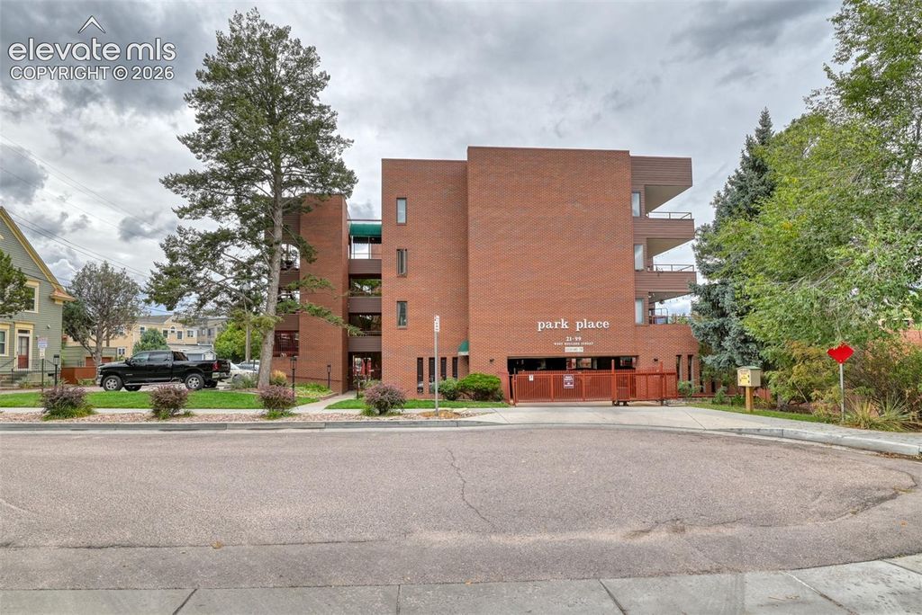 51 W Boulder Street, Colorado Springs, CO 80903 — exterior