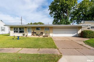 3209 15TH Avenue, Moline, IL 61265