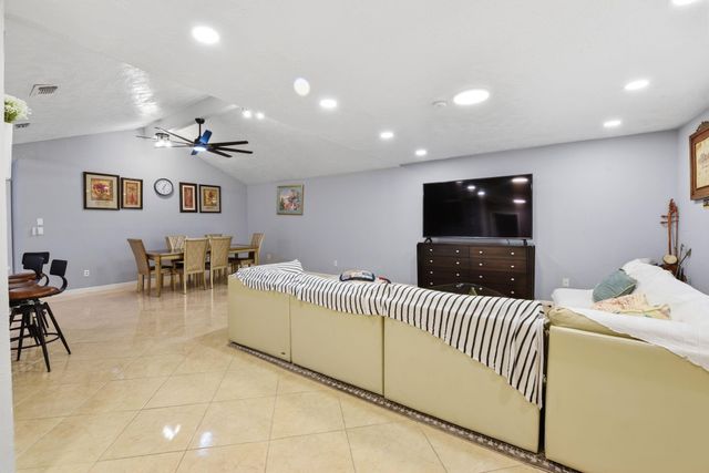 16235 Olive Glen Drive, Houston, TX 77082