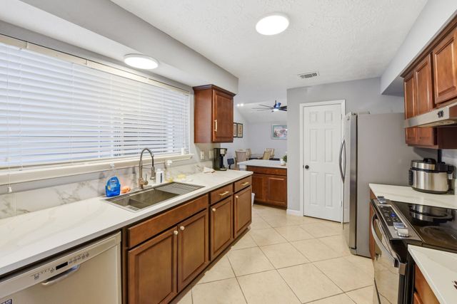 16235 Olive Glen Drive, Houston, TX 77082