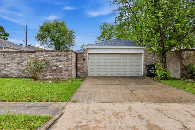 16235 Olive Glen Drive, Houston, TX 77082