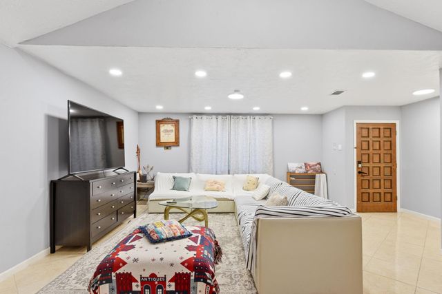 16235 Olive Glen Drive, Houston, TX 77082