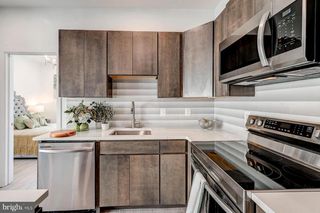 421 S BROADWAY #400, Baltimore, MD 21231