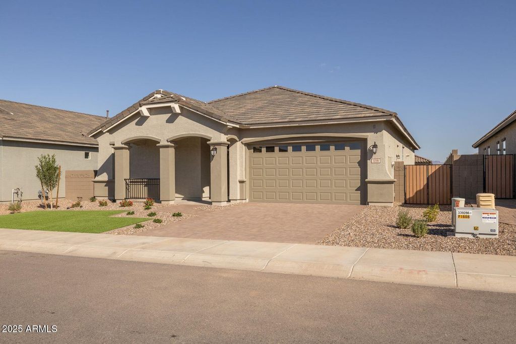 3196 W SAN CRISTOBAL Road, San Tan Valley, AZ 85144 — photo 4