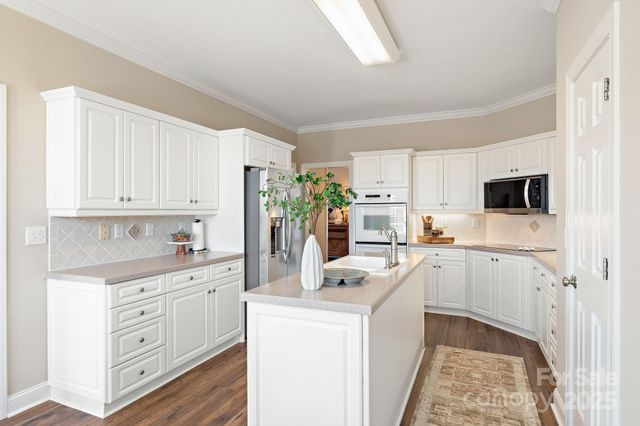 1462 Overby Road, Walnut Cove, NC 27052