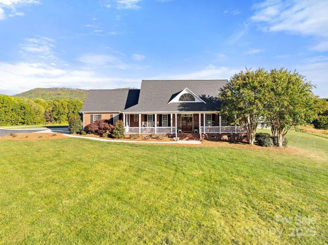 1462 Overby Road, Walnut Cove, NC 27052
