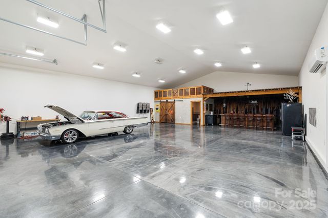 1462 Overby Road, Walnut Cove, NC 27052