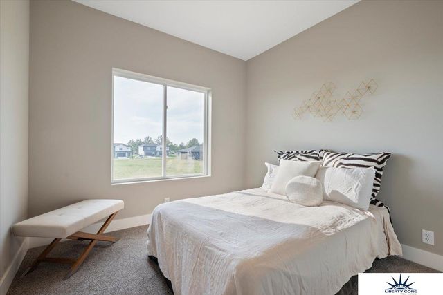 2907 Lakeside Drive, Plattsmouth, NE 68048