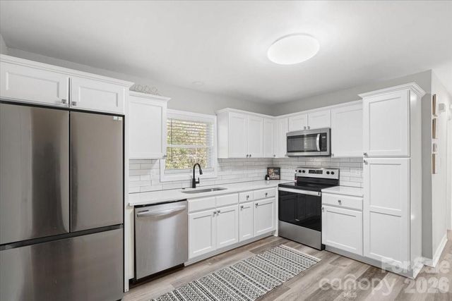 624 Dundeen Drive, Gastonia, NC 28052