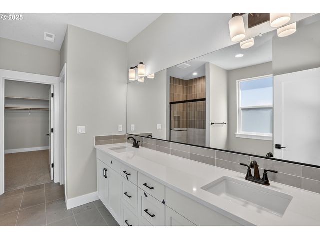 12130 Sw Turnagain Dr, Tigard, OR 97224