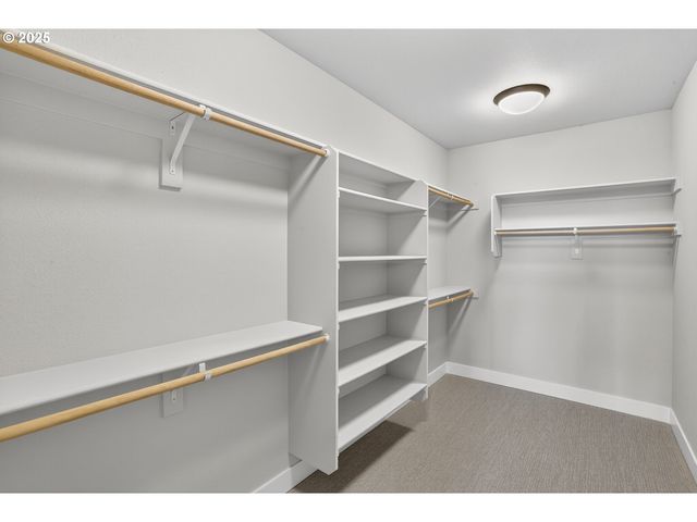 12130 Sw Turnagain Dr, Tigard, OR 97224