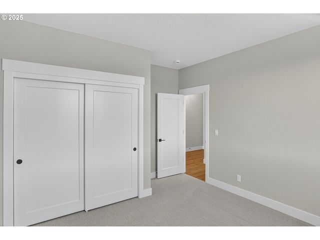 12130 Sw Turnagain Dr, Tigard, OR 97224