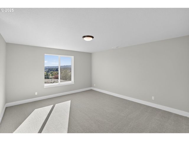 12130 Sw Turnagain Dr, Tigard, OR 97224