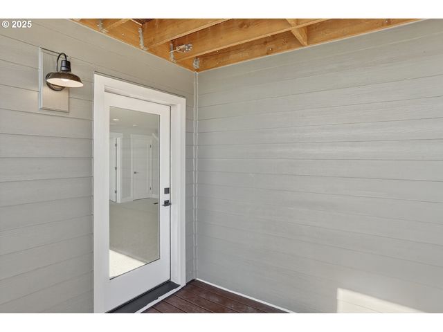 12130 Sw Turnagain Dr, Tigard, OR 97224