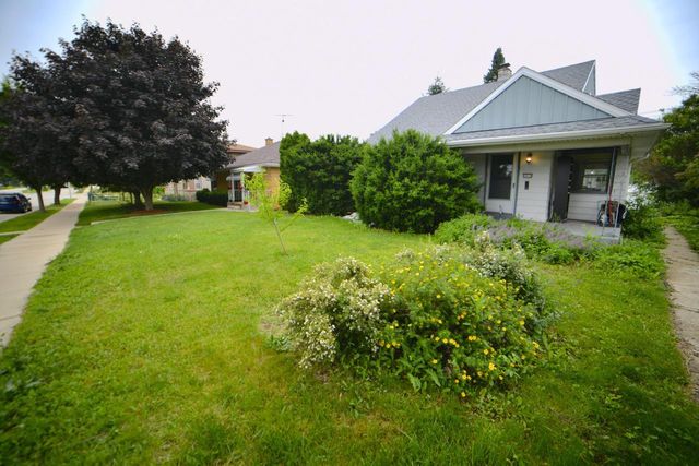 6818 W Morgan AVENUE, Milwaukee, WI 53220