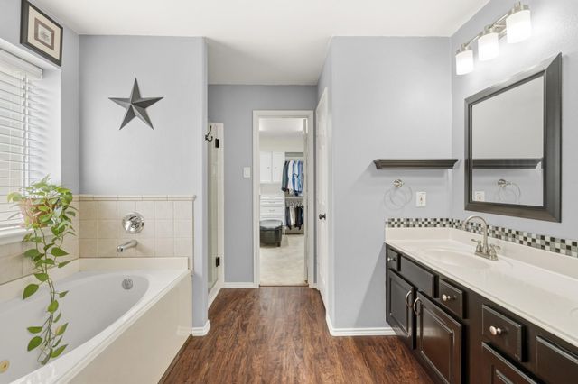 14335 Glade Point Drive, Cypress, TX 77429