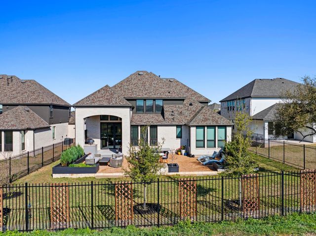 668 Two Creeks LN, Austin, TX 78737