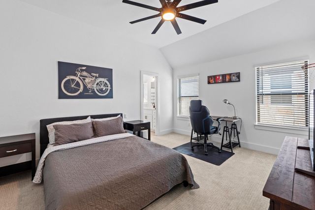 668 Two Creeks LN, Austin, TX 78737