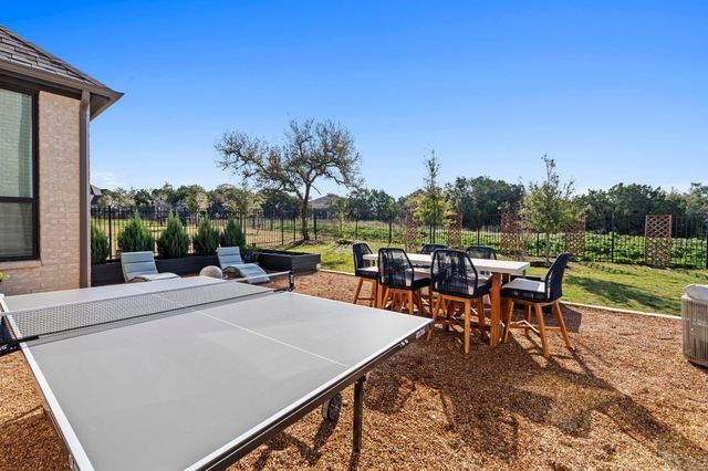 668 Two Creeks LN, Austin, TX 78737