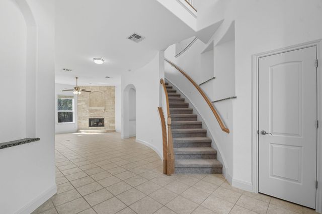 117 Hornsby TRL, Bastrop, TX 78602
