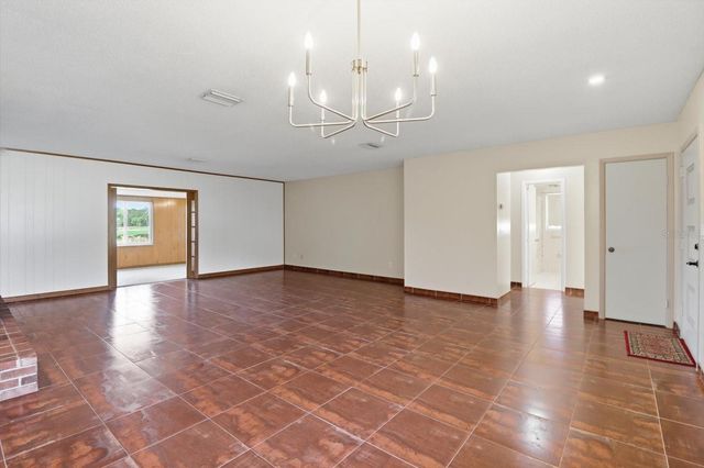 870 N COUNTRY CLUB DRIVE, Crystal River, FL 34429