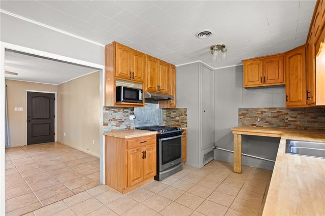 183 E Fm 772 Road, Kingsville, TX 78363