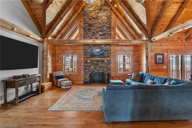 2833 Harpster Road, Rittman, OH 44270