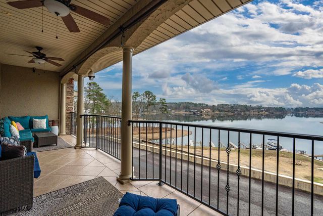 620 Grand Point Dr Unit 23A