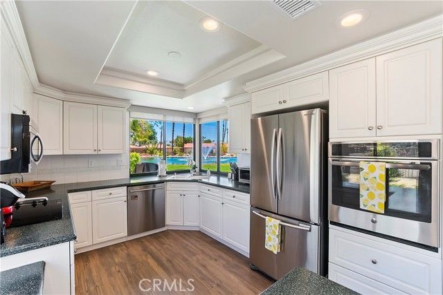 8 Valencia Drive, Rancho Mirage, CA 92270