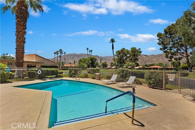 8 Valencia Drive, Rancho Mirage, CA 92270