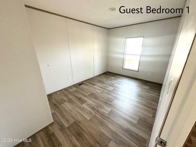 106 Lynnwayne Circle, Havelock, NC 28532