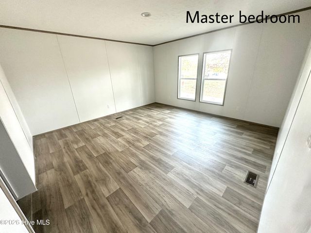 106 Lynnwayne Circle, Havelock, NC 28532