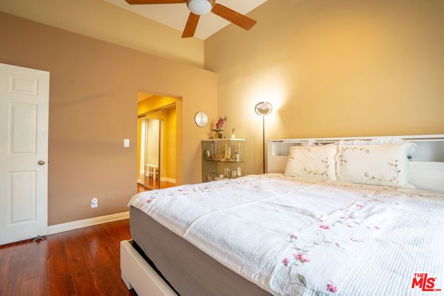 4240 Lost Hills Road 503, Agoura Hills, CA 91301