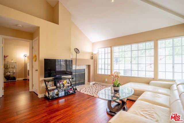 4240 Lost Hills Road 503, Agoura Hills, CA 91301