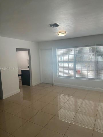 2024 NE 26th Street 1, Wilton Manors, FL 33305