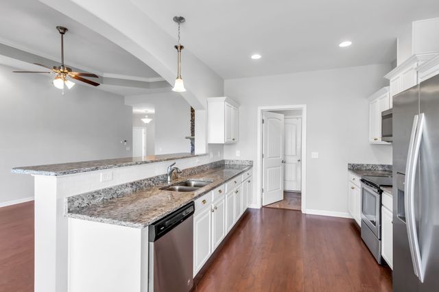 3139 Mapleside Ln, Murfreesboro, TN 37128