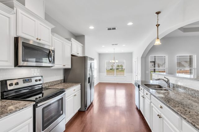 3139 Mapleside Ln, Murfreesboro, TN 37128