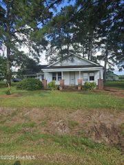 409 Beasley Torrans Road, Warsaw, NC 28398