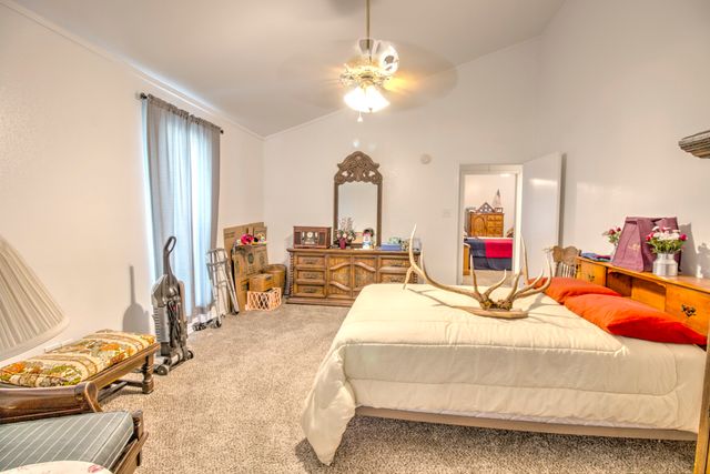 21921 Quail Run Road, Sanger, TX 76266