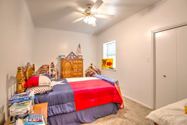 21921 Quail Run Road, Sanger, TX 76266