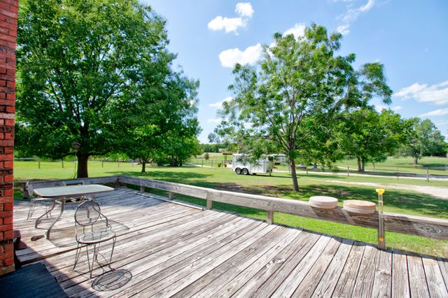 21921 Quail Run Road, Sanger, TX 76266