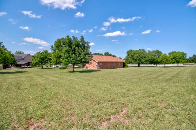 21921 Quail Run Road, Sanger, TX 76266