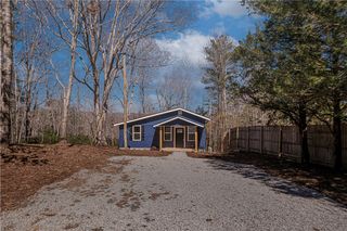 450 Crestwood Drive, Salem, SC 29676