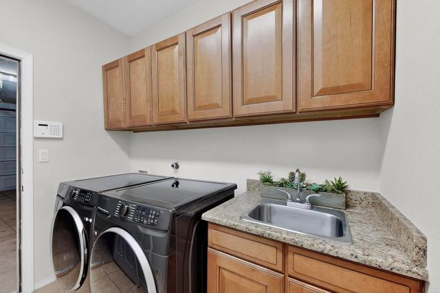 2614 Camino Cordoba, Rio Rancho, NM 87124