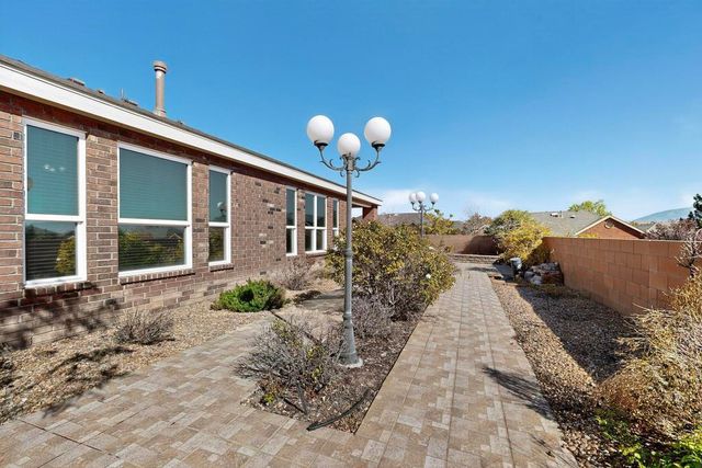 2614 Camino Cordoba, Rio Rancho, NM 87124